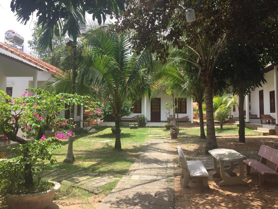 Muine Sunlight Bungalow Guesthouse Mui Ne Bagian luar foto